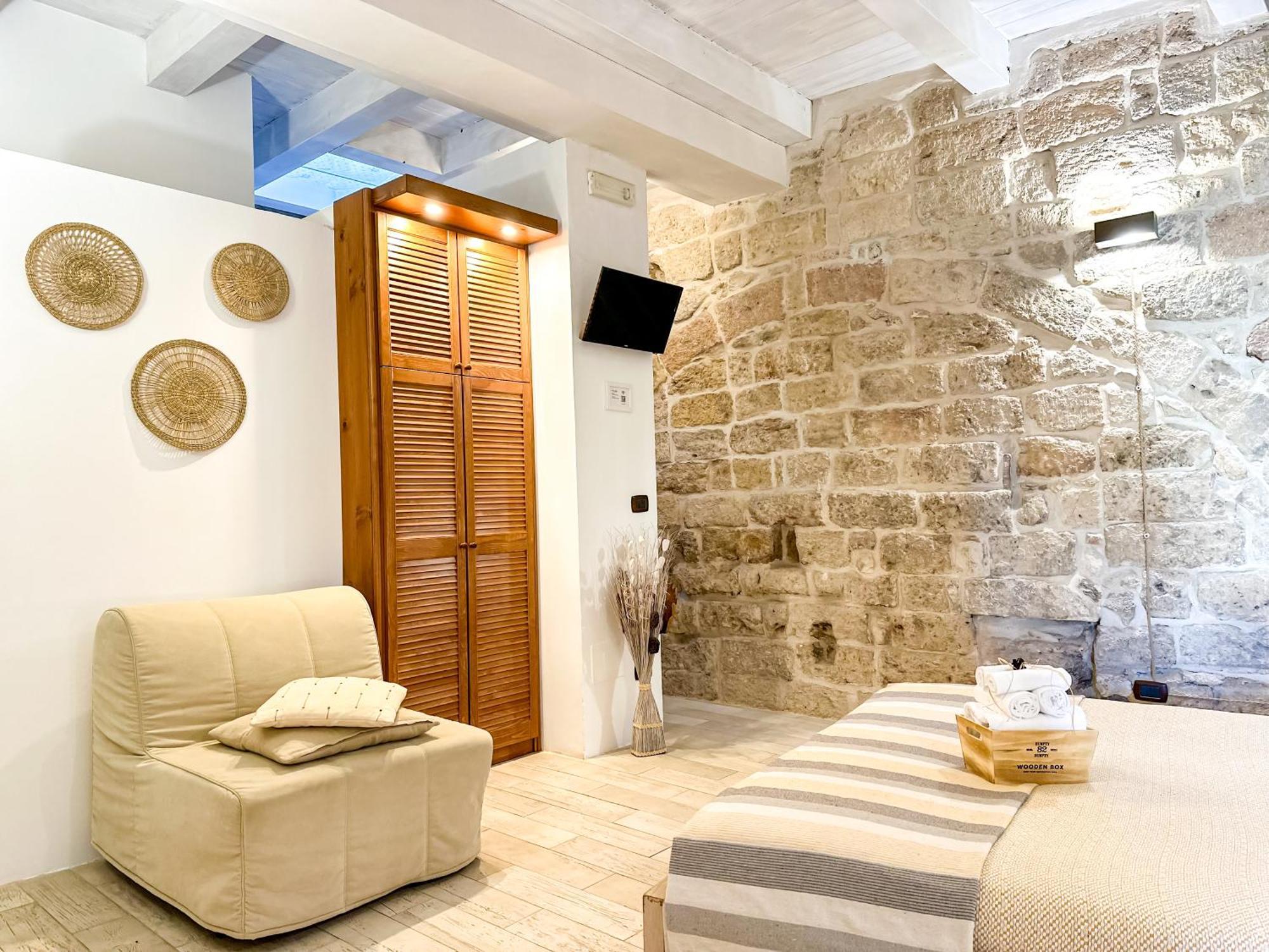 Old Tuff Apartments Polignano a Mare Exterior photo